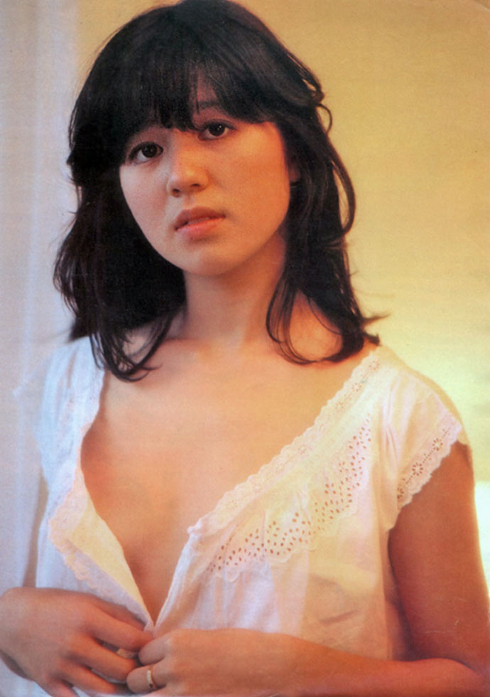 石野真子画像17
